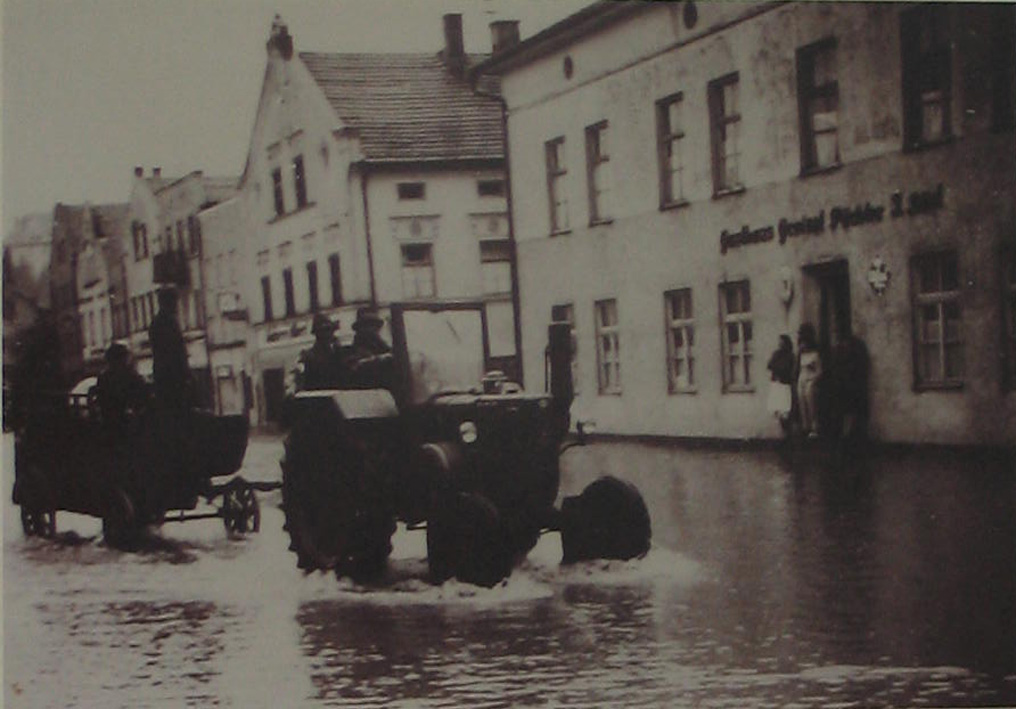 Hochwasser 1954 - Rathausplatz