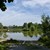 Hochwasserbecken im Sommer Hochwasserbecken im Sommer