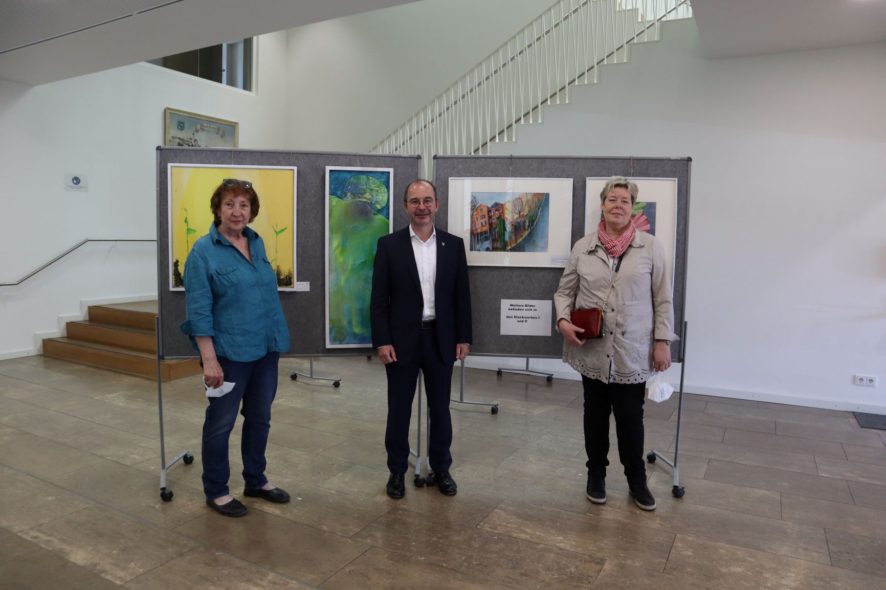 Bilderausstellung von Hermine Wunderle und Christine Kobler im Rathaus